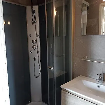 Au Bon Pl'han Apartment